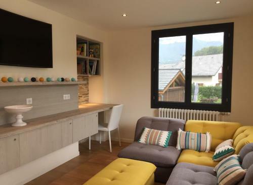 Hostal La Porte Des Alpes