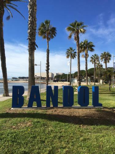Studio Villa Espace Piscine Terrasse Bandol
