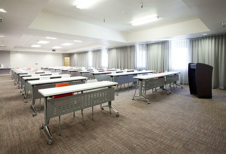 Redac Gateway Hotel Torrance