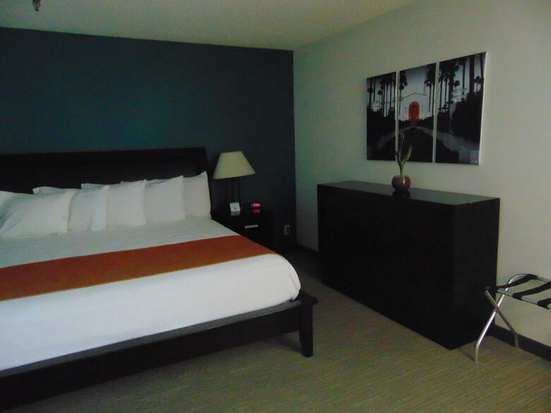 Redac Gateway Hotel Torrance