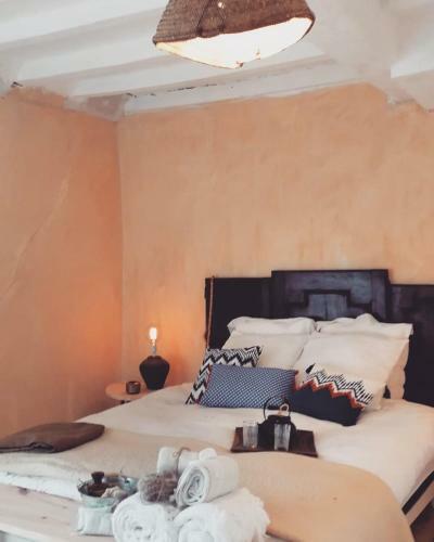 Hostal Abury