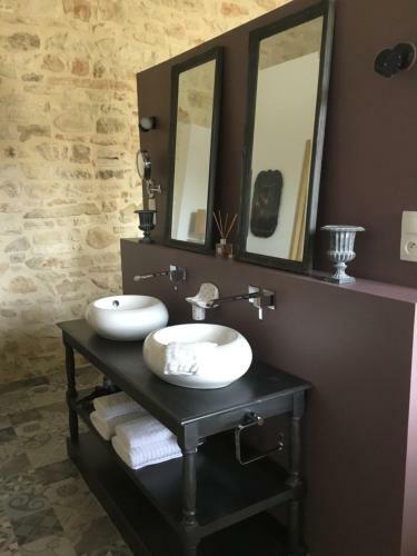 Bed & Breakfast Le Mas Des Auges