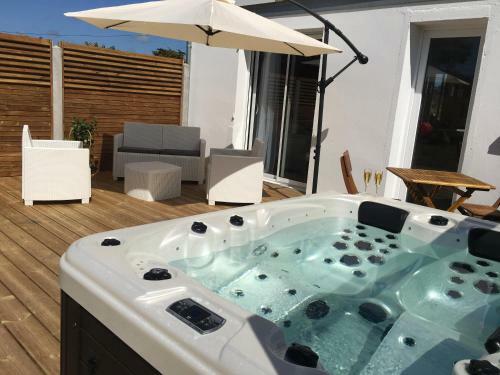 Villa Le Skiff, De La Plage Au Spa