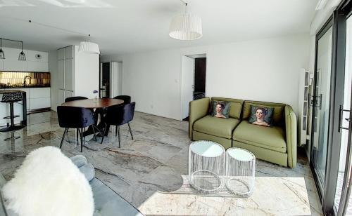 Apartamento Moy�