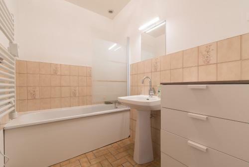 Maison De Vacances Familiale � 200m De La Plage