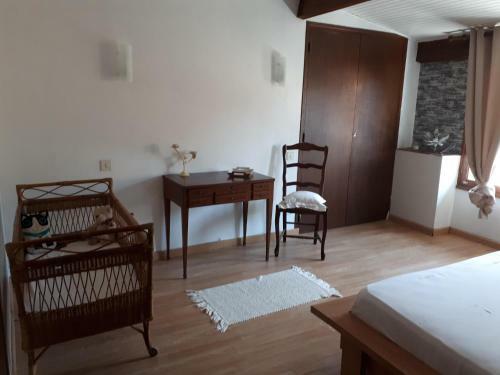 Hostal Gite De Provence - Bayons