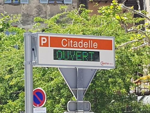 Apartamento Chambre De Charme Dans La Citadelle