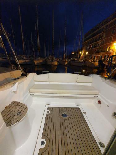 Nuit Insolite Sur Un Bateau