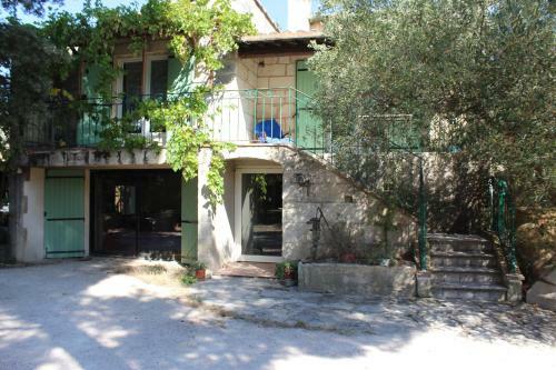 Apartamento Le Mas de Lucien Entre Arles, Nimes, Avignon.