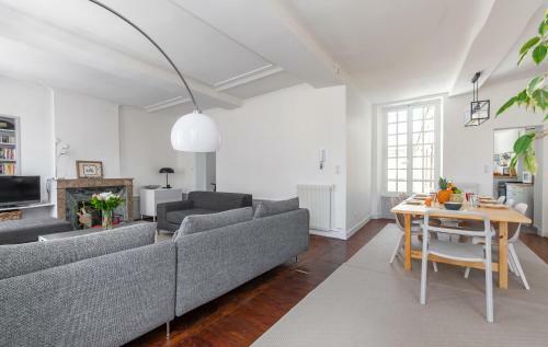 Tillard Des Acres