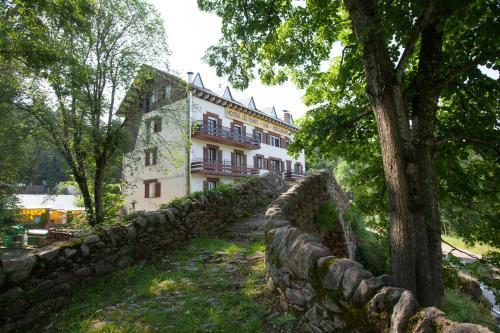 Hostal Les Fonts