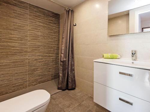 Apartment Pa�sos Catalans Malgrat De Mar
