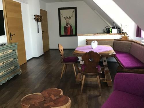 Hostal Themenpension Haus Sanz