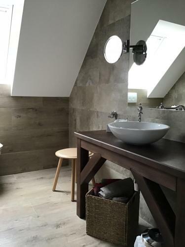 Hostal Themenpension Haus Sanz