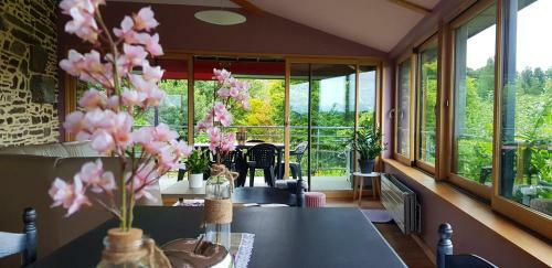 Maison de 3 Chambres Avec Jardin Clos Et Wifi A Brouains