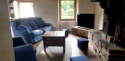 Maison de 3 Chambres Avec Jardin Clos Et Wifi A Brouains