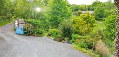 Maison de 3 Chambres Avec Jardin Clos Et Wifi A Brouains