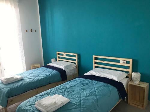 Hostal Holabologna B&B