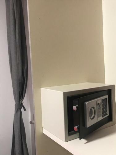 Hostal Holabologna B&B