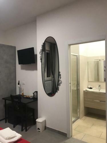 Hostal Holabologna B&B