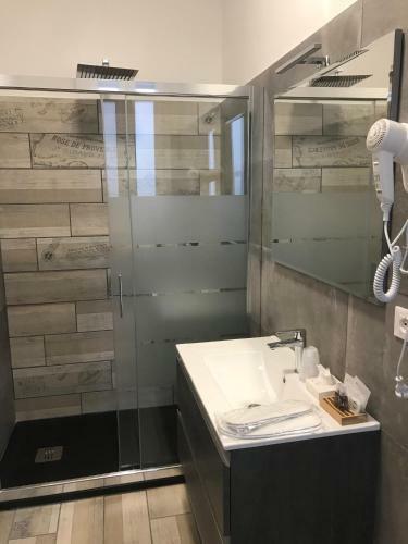 Hostal Holabologna B&B