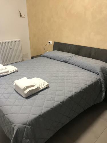 Hostal Holabologna B&B