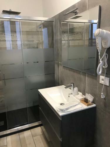 Hostal Holabologna B&B