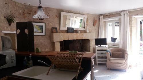 La Petite Maison Dans Br�tigny