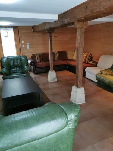 Maison Pour 9/10
