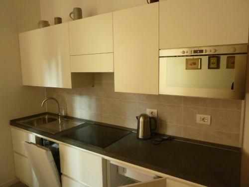 Apartamento La Torre Lunga -smart Working- 150 M Dalle-from Due Torri-two Towers