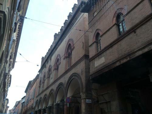 Apartamento La Torre Lunga -smart Working- 150 M Dalle-from Due Torri-two Towers