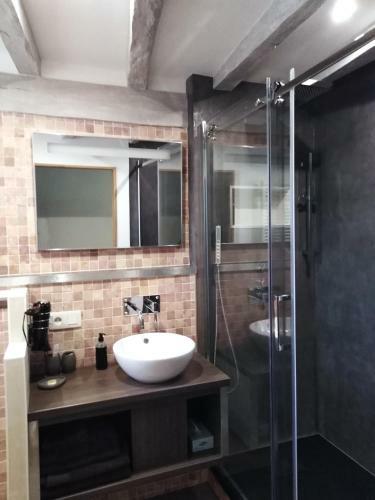 Apartamentos Wood Stone And Wine