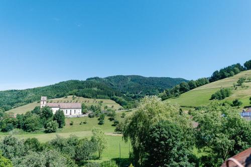 Apartamento Moderne 3 Zi.-fewo Blackforest Art N�he Freiburg