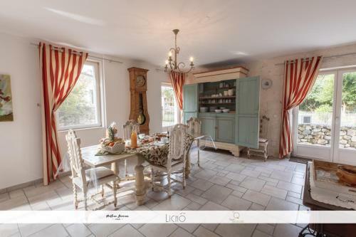 La Grange de Bellefontaine Et Sa Piscine Priv�e