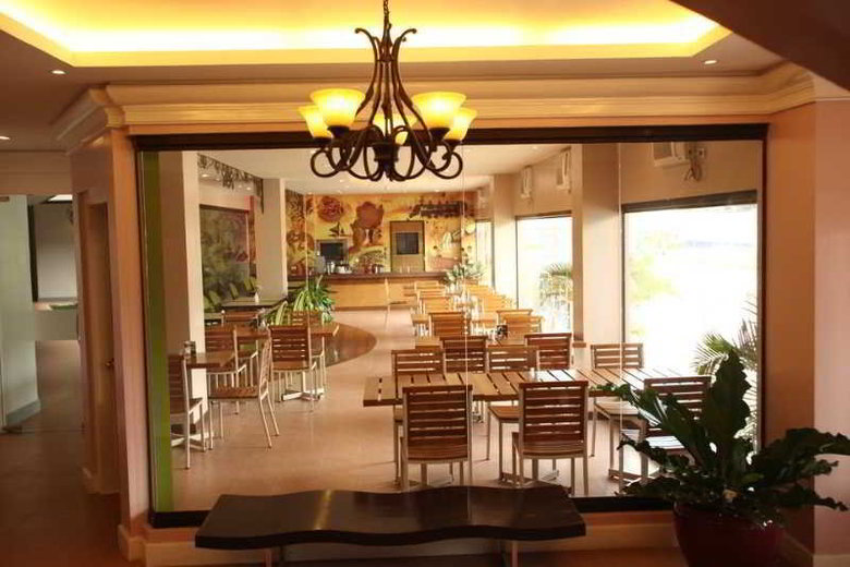 Posada Casa Leticia Business Inn