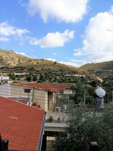 Romios Apartments