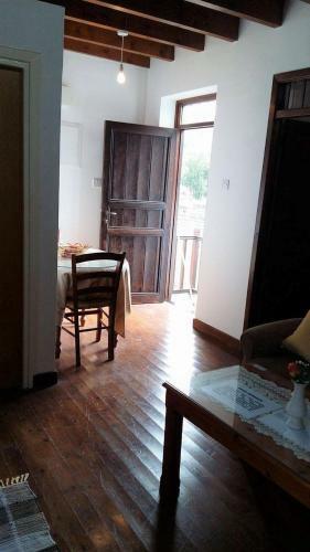 Romios Apartments