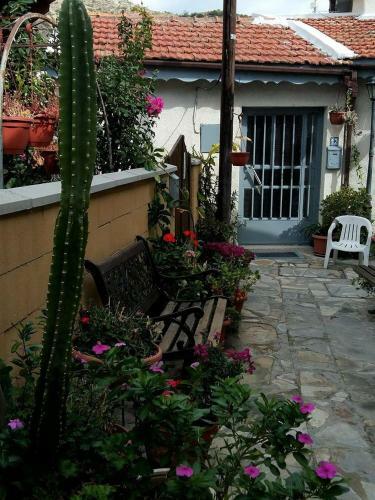 Romios Apartments