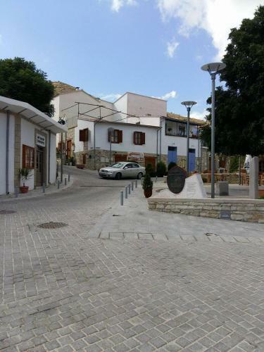 Romios Apartments