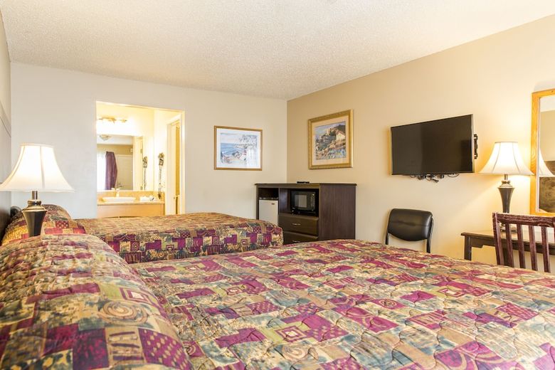 Motel San Luis Inn And Suites