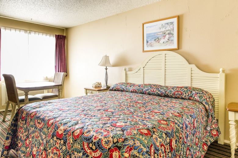 Motel San Luis Inn And Suites