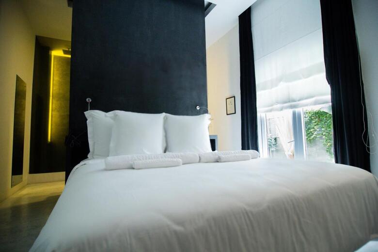 Bed & Breakfast Arthur & Paul (men Only Hotel)