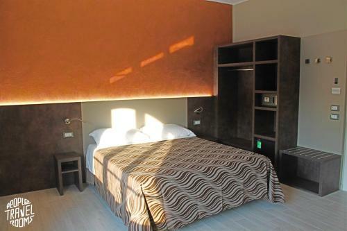 Hostal People Travel Rooms
