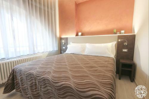 Hostal People Travel Rooms