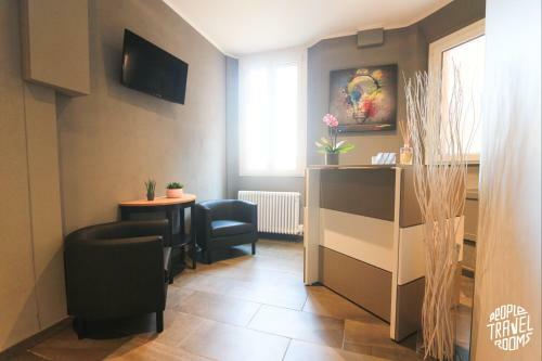 Hostal People Travel Rooms