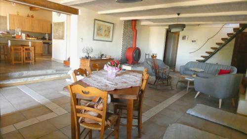 Bed & Breakfast La Sourci�re D'eros