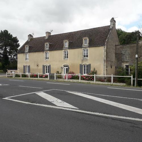 Hostal Grange Dans Ancien Corps De Ferme