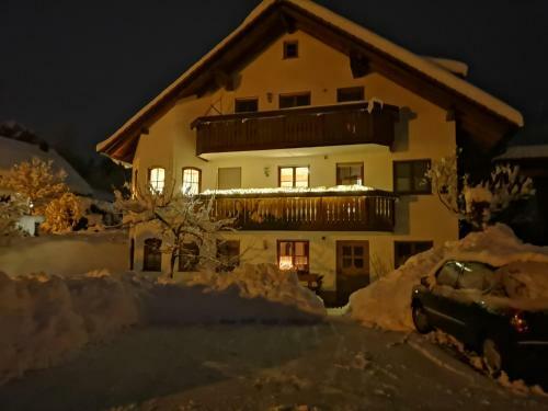 Apartamento 70m�- Ferienwohnung Mit Terrasse