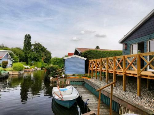 Ferienhaus Heinkens Hoek Mit Eigenem Bootssteg