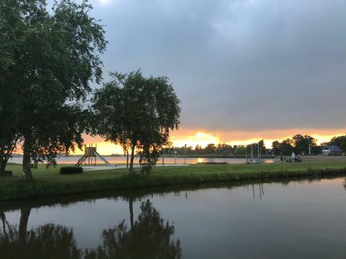 Ferienhaus Heinkens Hoek Mit Eigenem Bootssteg